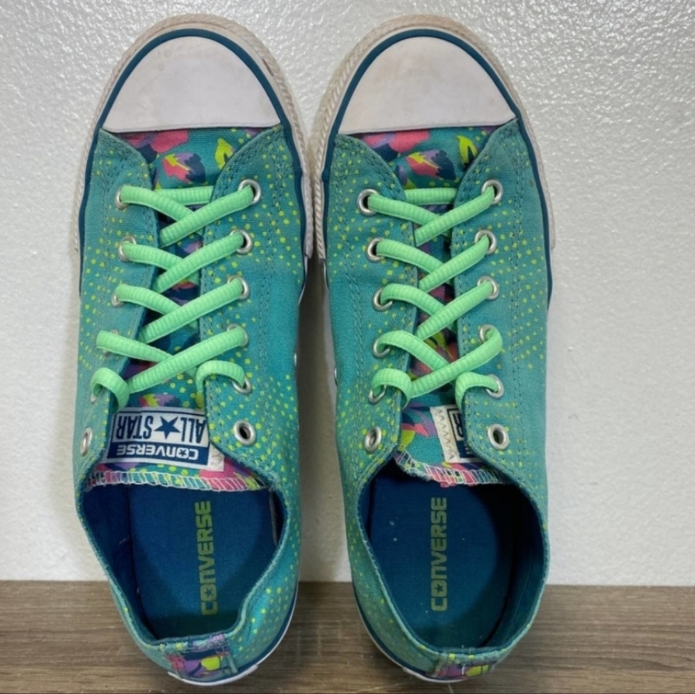 Converse Low Top Turquoise Chuck Taylors Sneakers - US Junior Size 5